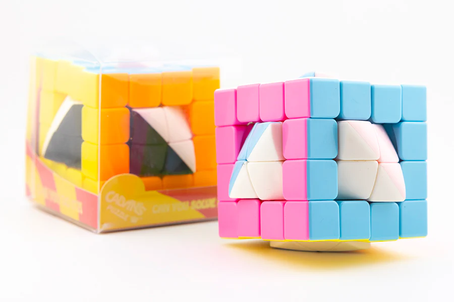 Chester 4x4 Megamorphix in Cube V2